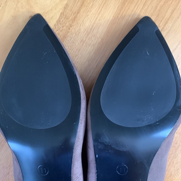 Olivia Miller “Penny” faux suede heels pumps women’s size 11 Taupe NWOT 3” heel - Picture 7 of 9